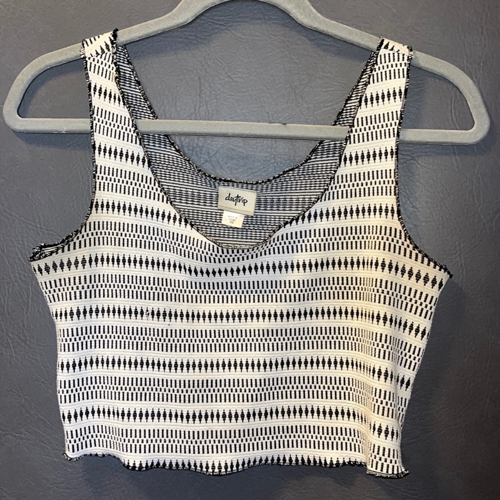 Daytrip black/white Aztec print crop top